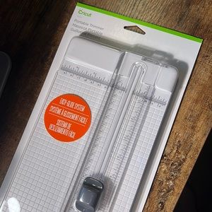 Cricut Portable Trimmer